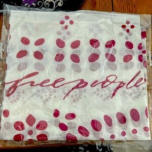 Free People Warm Wishes Gift Wrap NWT
